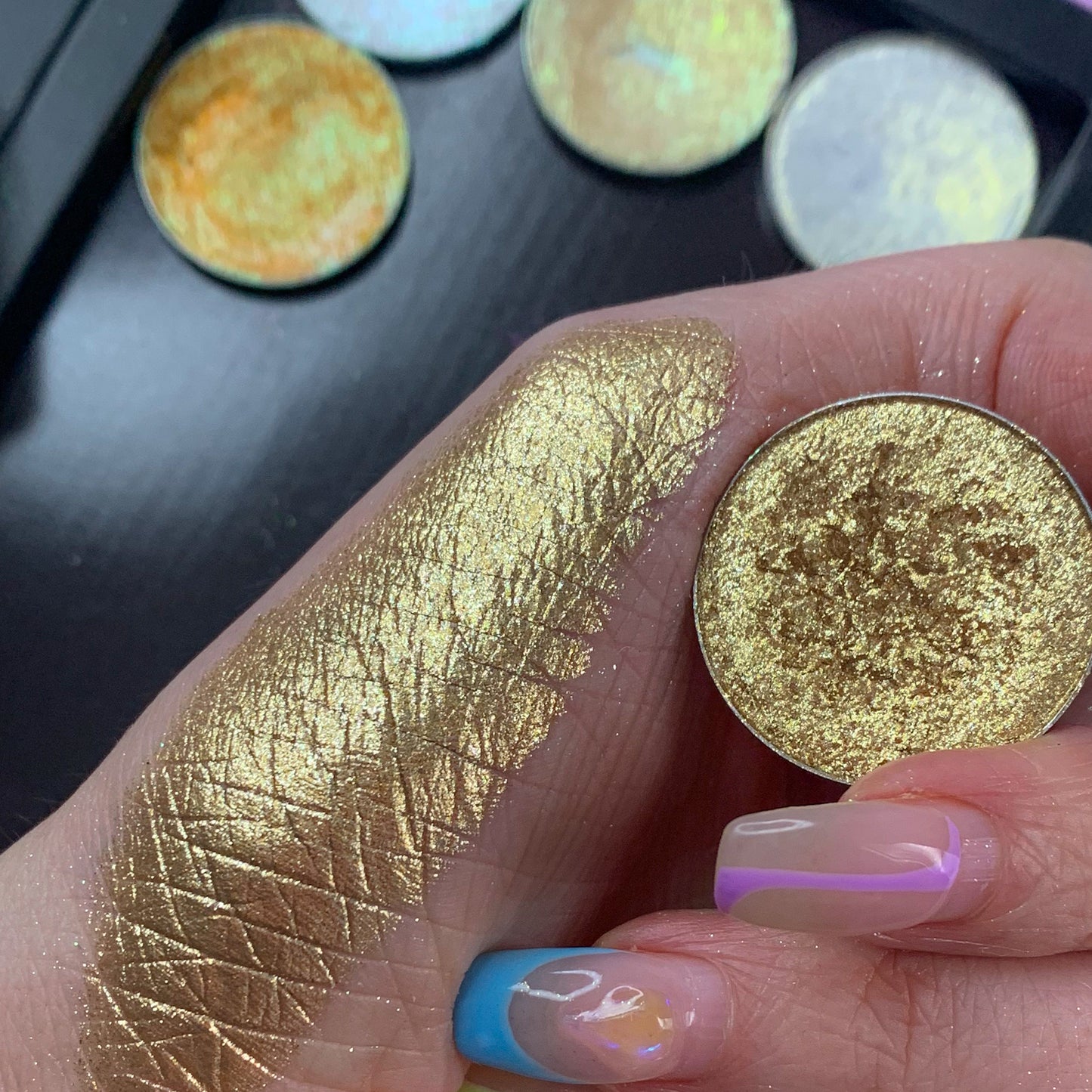 Asgard, gold, gold eyeshadow, metallic eyeshadow, foiled eyeshadow, australian makeup